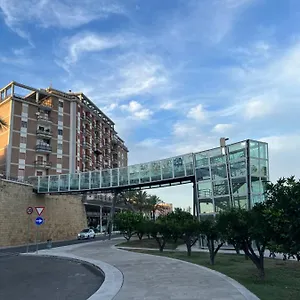 Appartamento Il Ponte Di Vetro House, Brindisi